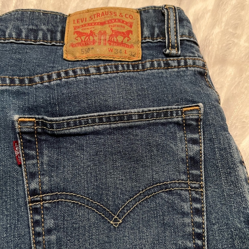 Levi Jeans - Picture 3 of 4